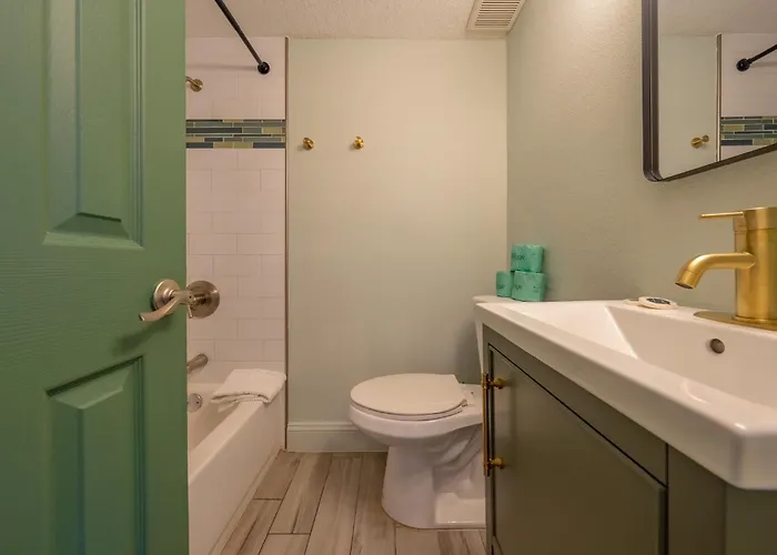 Emerald At Belleair Club Apartment *