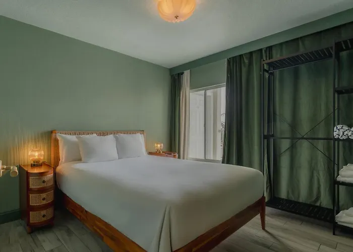 Emerald Residences Of Belleair Clearwater Beach