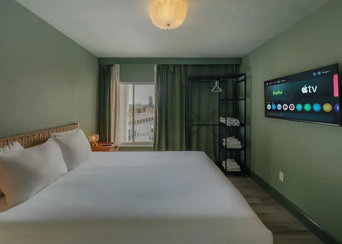 Holiday home Emerald Residences Of Belleair