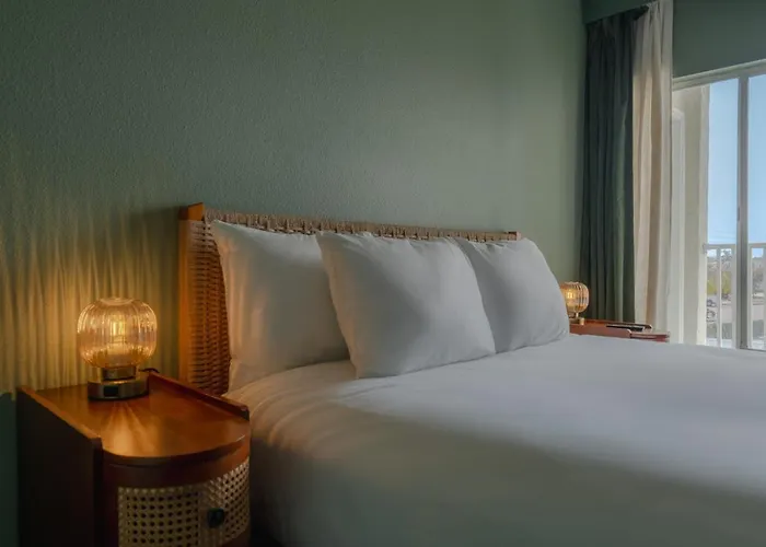 Emerald Residences Of Belleair Holiday home